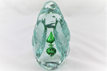 Glass paperweight